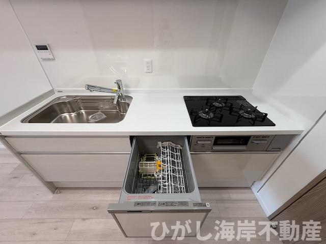 シーサイドパレス平塚のキッチン|新規リフォーム完了！　食洗器付きシステムキッチン