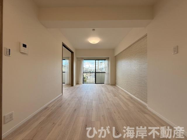 シーサイドパレス平塚のダイニング|新規リフォーム完了！　10.9帖　LDK