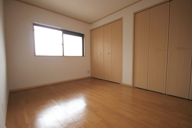 ガーデンヒル宝塚の居間・リビング|リビングです