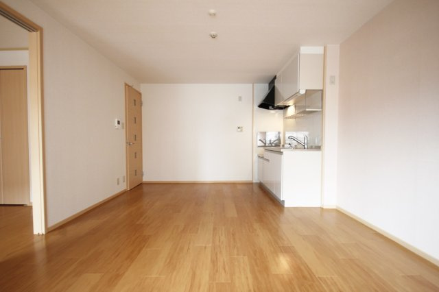 ガーデンヒル宝塚の居間・リビング|おしゃれな居間です