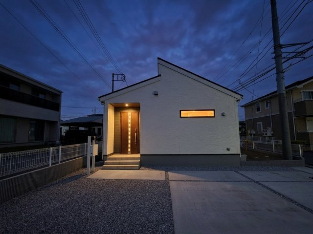 新築戸建・新築建売　桐生市第27相生町　桜木小・桜木中の外観|【1号棟】完成物件なのでいつでもご案内可能です！お気軽にお問い合わせください♪