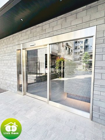 メイクスデザイン門前仲町GARDENのエントランス