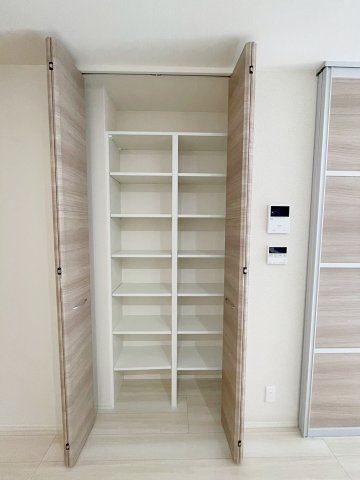 Ｄ1の収納|ちょっとした収納スペースも充実しています