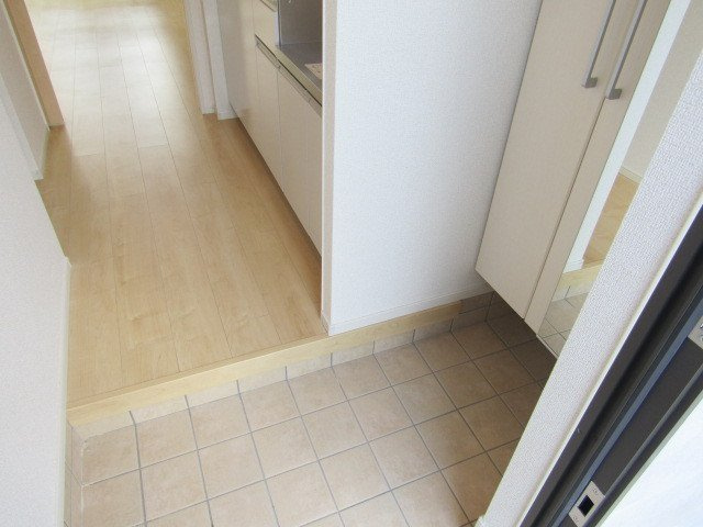 コンフォートⅤの玄関|落ち着いた玄関です