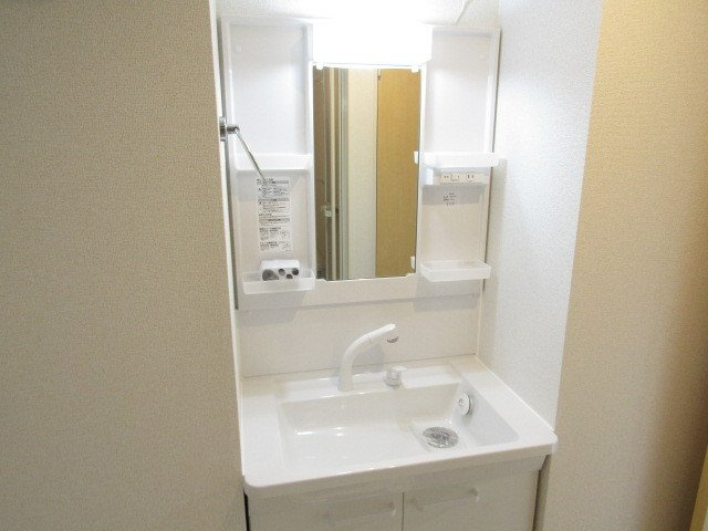 コンフォートⅤの洗面所|広い洗面スペース