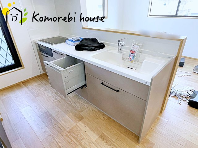 さいたま市北区宮原町2丁目　新築一戸建て　01のキッチン|使いやすいキッチンです