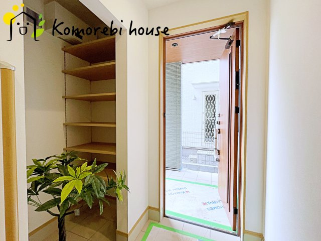 さいたま市北区宮原町2丁目　新築一戸建て　01の玄関|きれいな玄関です