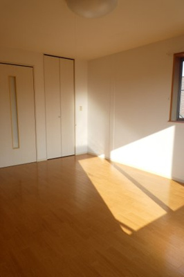 【寝室】 | バリーヒルズ高井