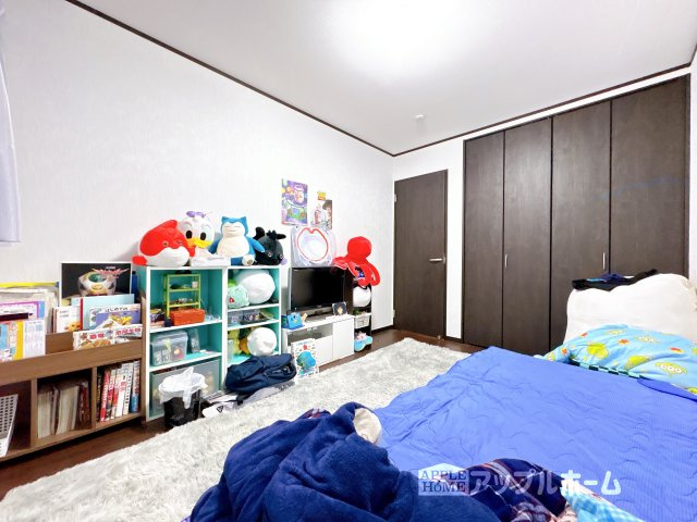 【中古住宅】足利市掘込町 二世帯住宅の洋室