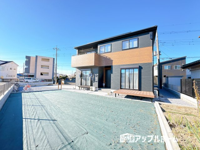 【中古住宅】足利市掘込町 二世帯住宅の外観