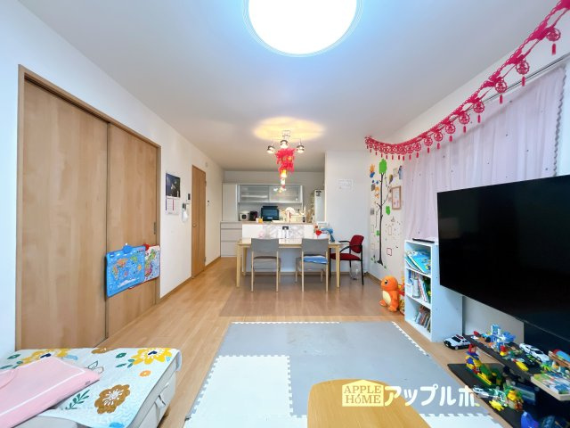 【中古住宅】さいたま市西区指扇の居間・リビング