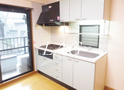 【キッチン】 | フィールドコートⅡ | キッチンです。