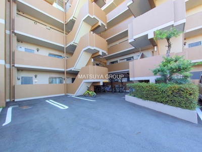 【駐車場】 | リバブル橋目