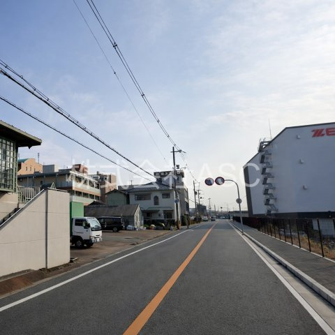 郡川貸倉庫の周辺