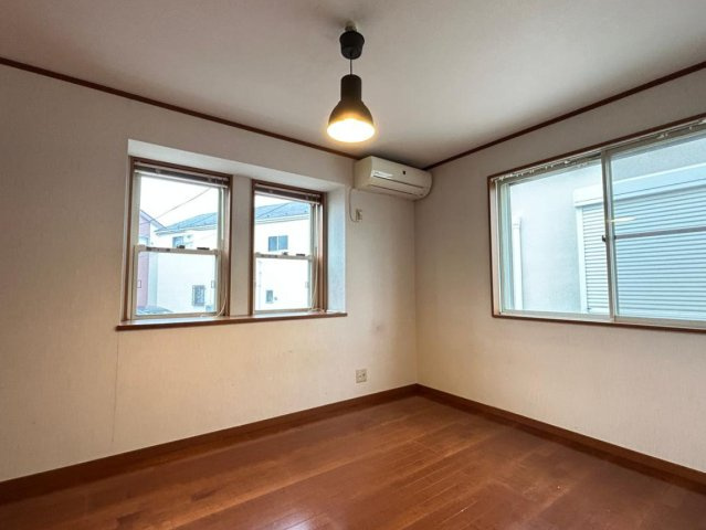 横浜市緑区東本郷４丁目 中古戸建て【仲介手数料無料】カースペース2台の内装