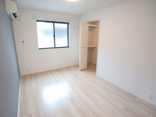 メゾン・レゾナンスⅠの洋室