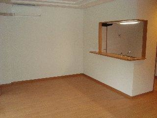 グランウッド雅【10,000円キャッシュバック対象物件】の居間・リビング|おしゃれなリビングです