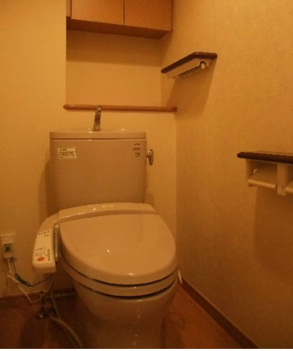 ルーブル中野富士見町弐番館のトイレ