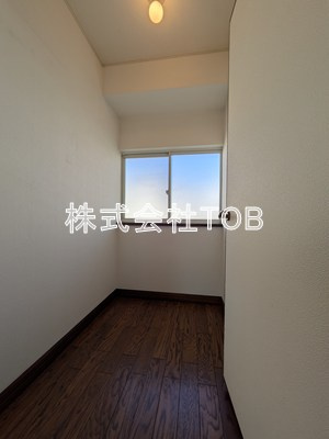 【設備】 | 三鷹市大沢5丁目一戸建-普通借家2年- | 7.5帖ウォークインクローゼット