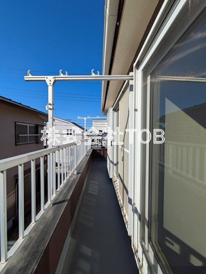 【バルコニー】 | 三鷹市大沢5丁目一戸建-普通借家2年-