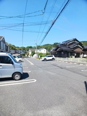 【駐車場】 | ベル・アルカンシェルＢ | 駐車スペースもあります