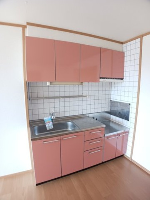 【キッチン】 | ベル・アルカンシェルＢ | キッチンでお料理をお楽しみください