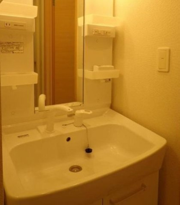 【洗面所】 | ブレイス | 忙しい朝には欠かせない洗面所です