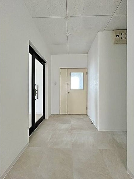 エンドー電子2F事務所の内装