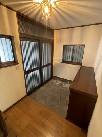 【玄関】