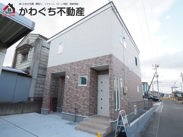 【外観】 | 伊達市岡前　2階建 ３ＬＤＫ | ★内覧予約でブランド米2kg★　いつでも見学OKです！