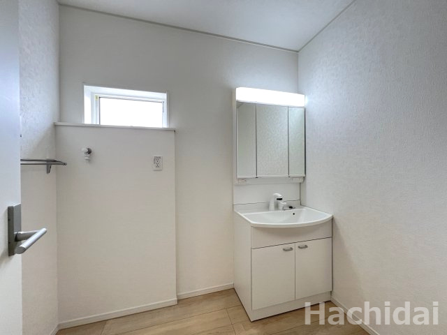 碧南市神有町第2　新築一戸建＜3号棟＞の独立洗面台