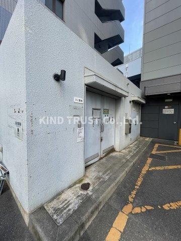 CH.158 RESIDENCE NAKANOSHIMAの駐車場|駐車場完備です