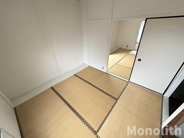 和泉市葛の葉町1丁目の和室