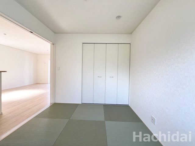 碧南市神有町第2　新築一戸建＜7号棟＞の和室|5.2帖洋風和室