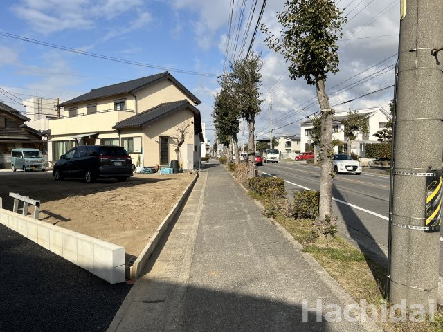 碧南市神有町第2　新築一戸建＜7号棟＞の前面道路含む現地写真