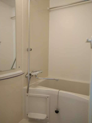 【浴室】 | リブリ西鶴間(リブリニシツルマ)