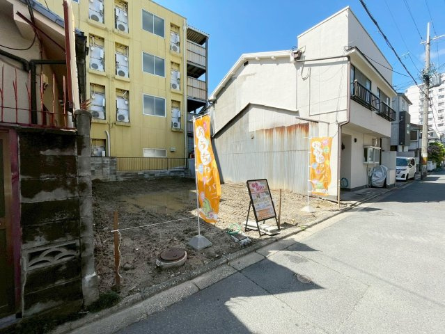 山ノ内苗町　建築条件無土地の外観
