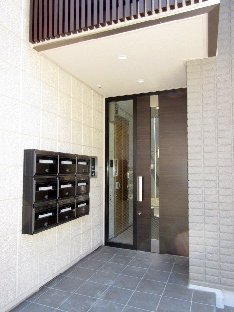 Dolce Vitaのエントランス|★オートロック付きエントランス★