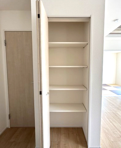 ブルーミングガーデン前橋市北代田町　3号棟の洋室|２階洋室１です