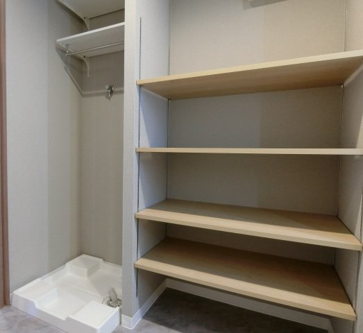 サーパス中山の洗面所