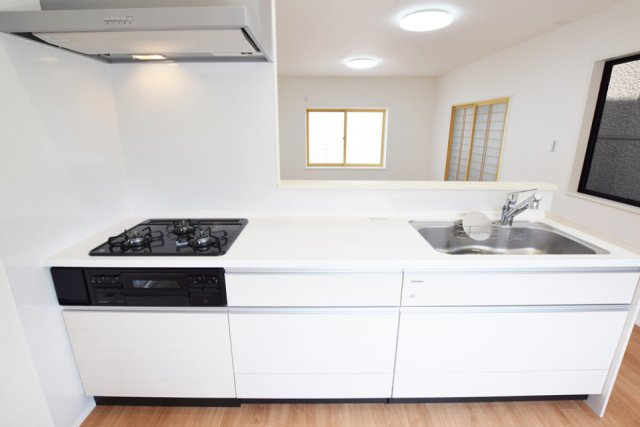 新潟市中央区沼垂西2丁目　中古戸建のキッチン