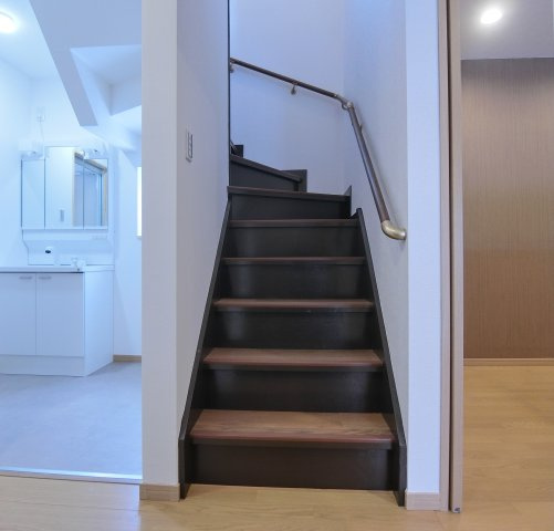 新潟市西区新中浜6丁目　中古戸建の内装