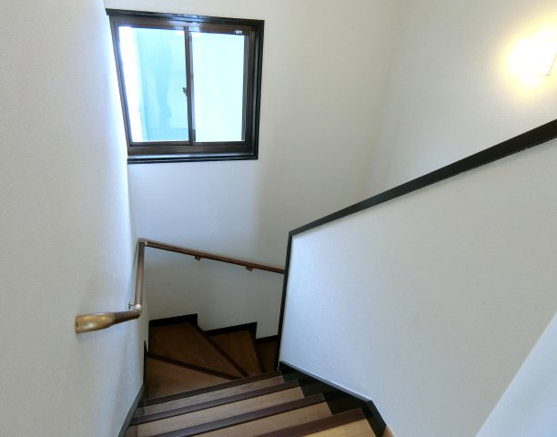 新潟市西区新中浜6丁目　中古戸建の内装