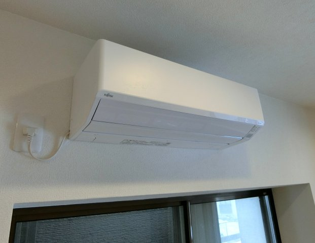 新潟市西区新中浜6丁目　中古戸建の冷暖房・空調設備