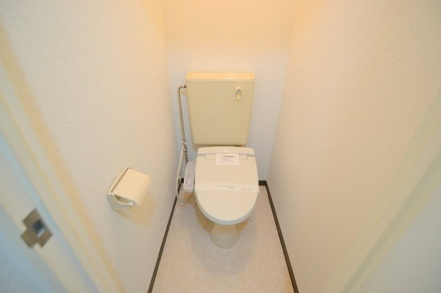 田中興産本社ビルのトイレ