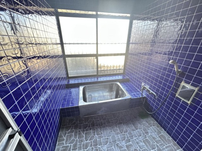【浴室】 | 三池売家 | 湿気がこもらず衛生的。明るい浴室です！