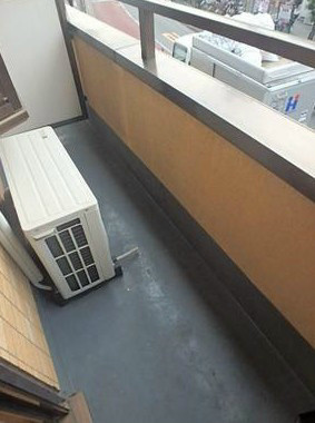 ノーチラス神田のバルコニー