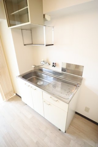 大阪市都島区都島本通５丁目の賃貸マンションのキッチン