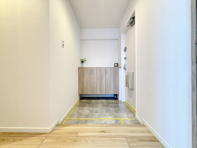 グランドメゾン八事裏山の玄関