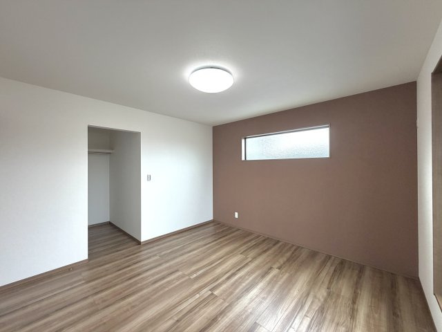 【寝室】